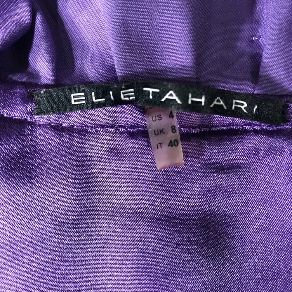 SOLD-Elie Tahari Ruffled Sleeveless Shift Dress - Picture 4 of 7